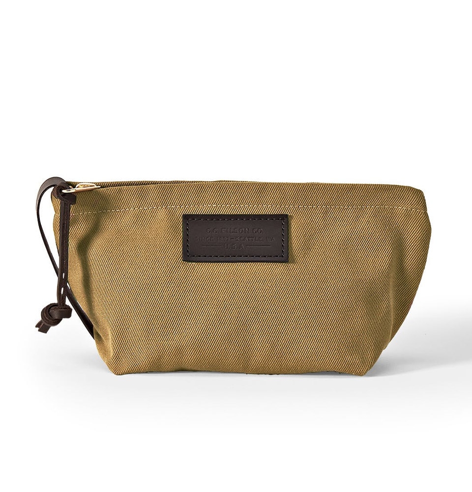 filson travel pack kit