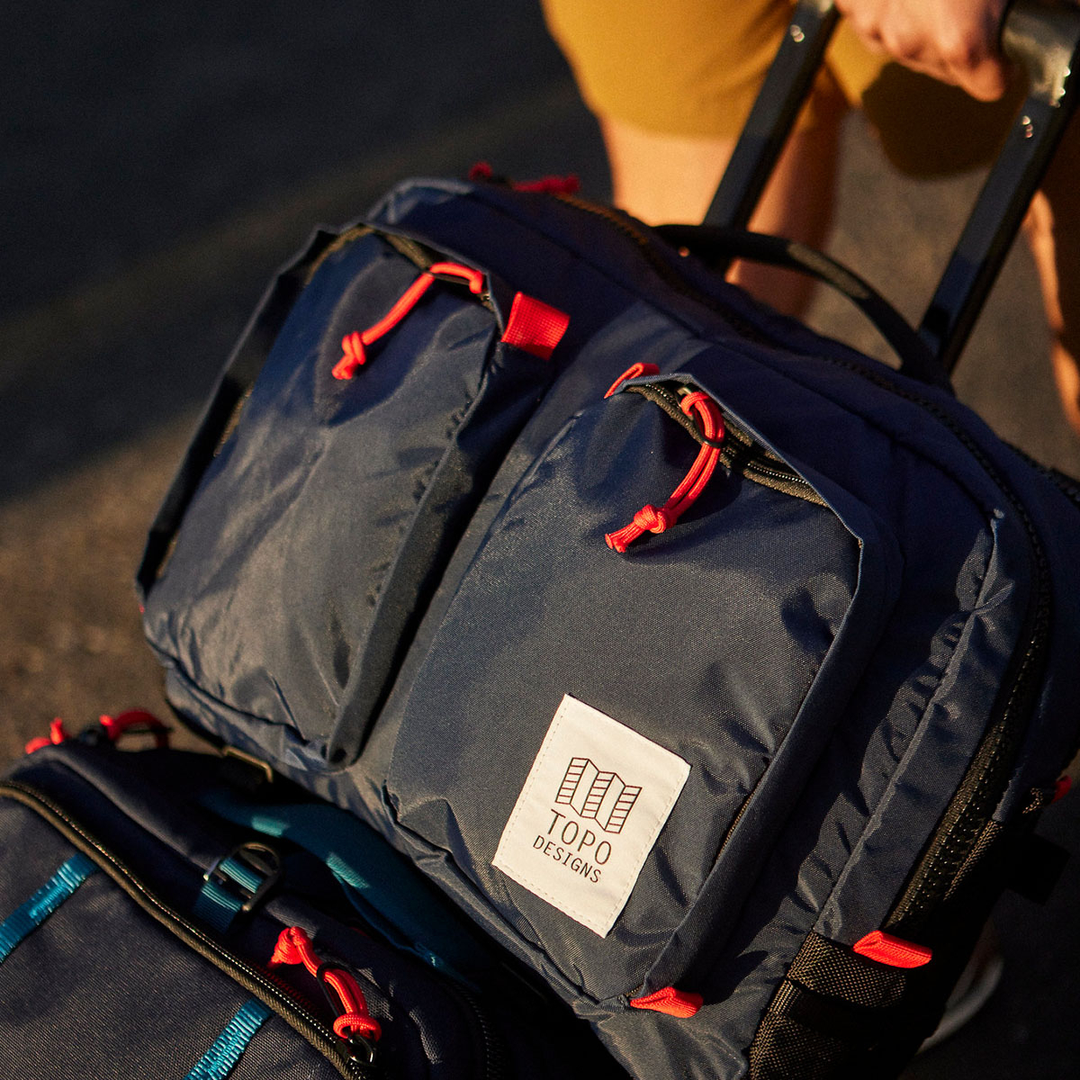 Topo Designs Global Briefcase Clay, the perfect bag for everyday carry