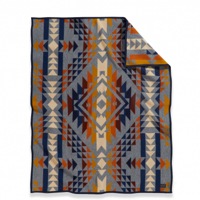 Pendleton Jacquard Napped Throw Blanket Smith Rock/Grey Mix front Size: 137x163 cm