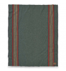 Pendleton Yakima Camp Blanket Throw Green Heather front Size: 137x168 cm