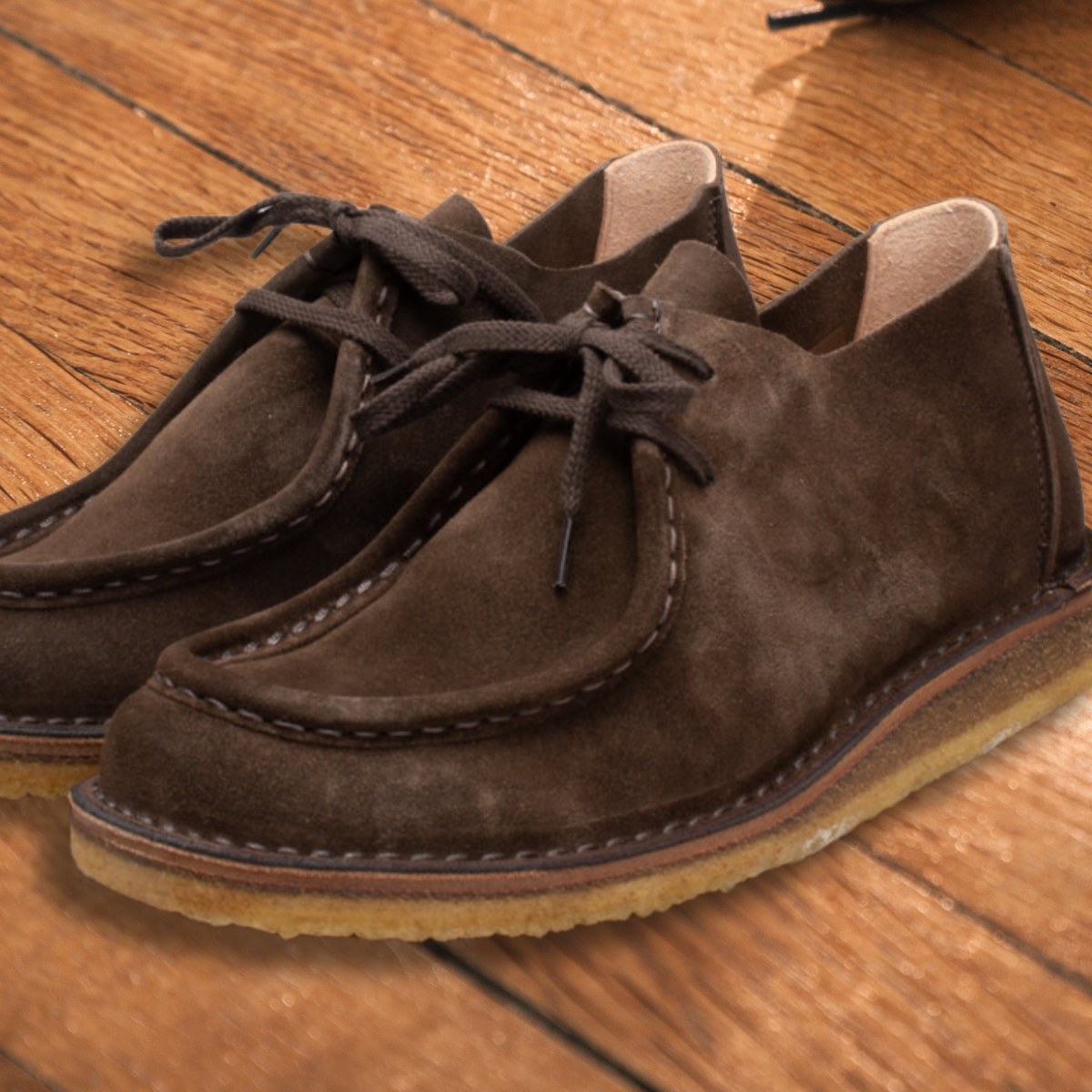 Astorflex Beenflex Moccasin Boot Dark Chestnut, a timeless classic and a must-have for modern shoe enthusiasts