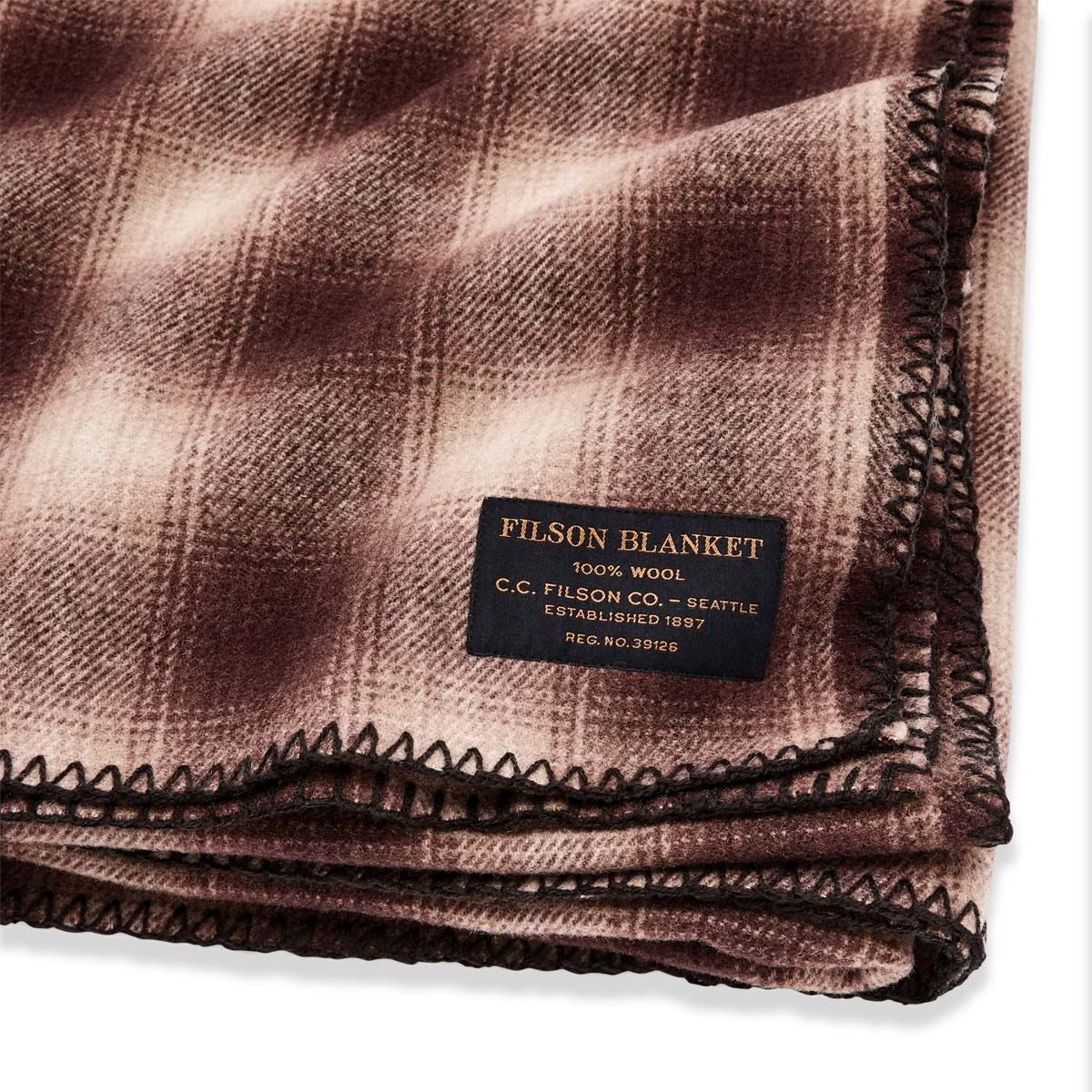 Filson Mackinaw Wool Blanket Brown/Tan Ombre, keeps you warm in any weather