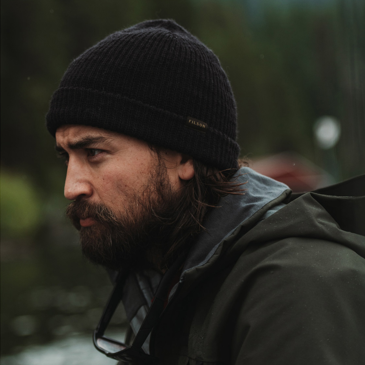 Filson Wool Watch Cap Beanie Black, perfect for insulating against drizzle, snow and dropping temperatures