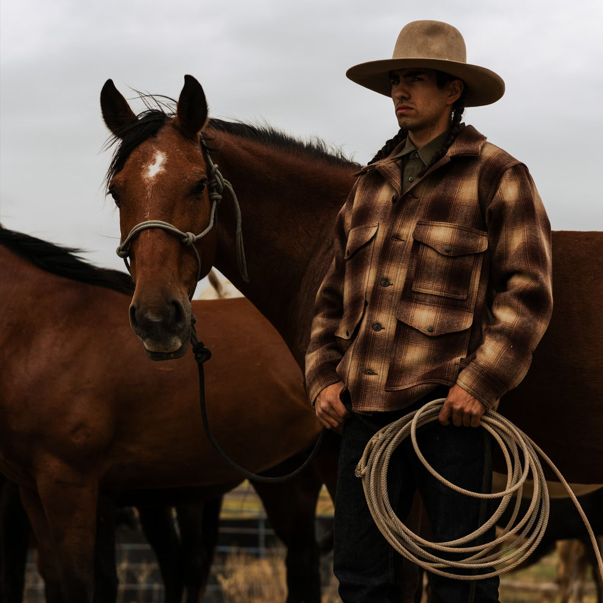 Filson Mackinaw Wool Cruiser Jacket Brown/Tan Ombre, Styled on model for size