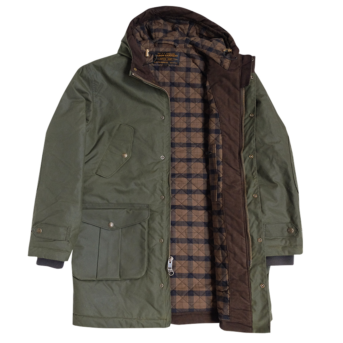 Filson Shelter Cloth Parka Otter Green, a classic waxed-cotton rainparka with improved fit and sturdy fabric