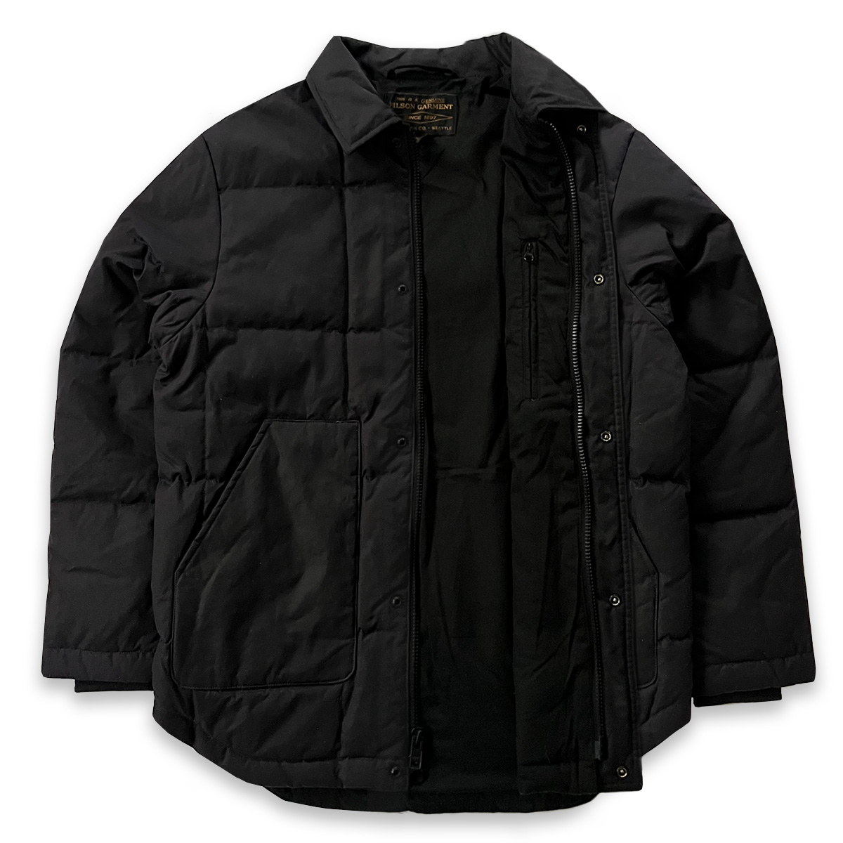 Filson Waxed Down Barn Coat Black Onyx, exceptionally warm and abrasion resistance