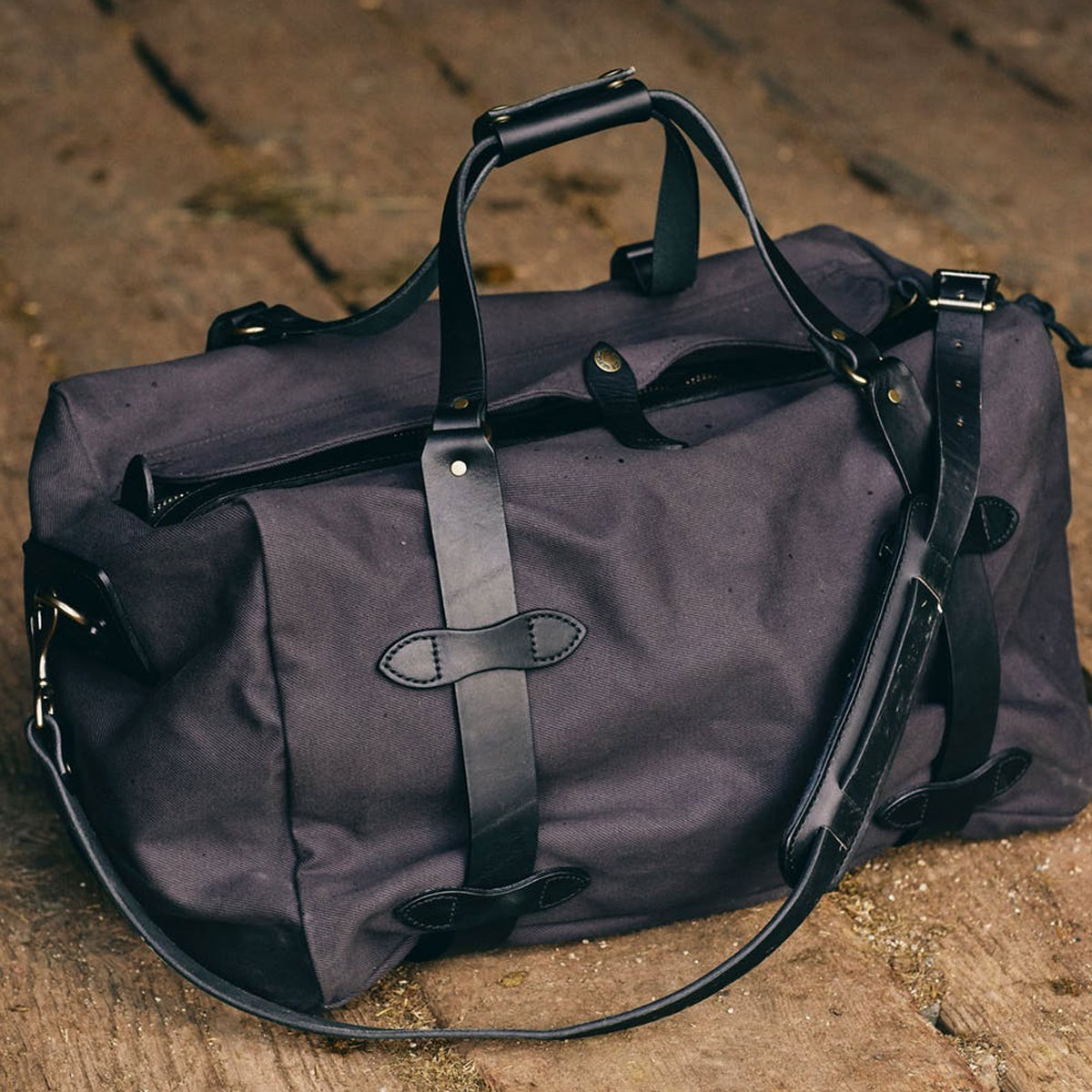 filson medium duffle sale