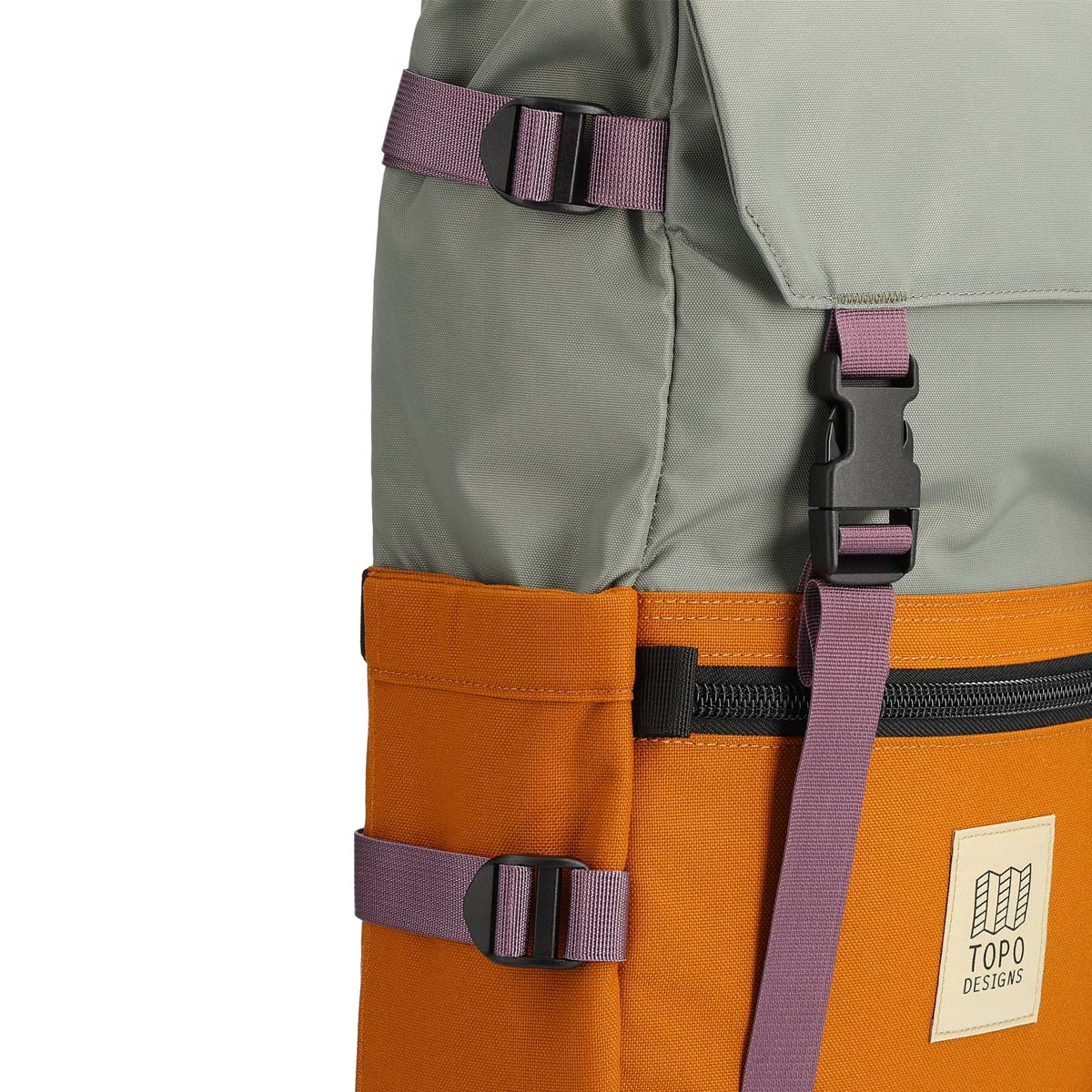 Topo Designs Rover Pack Classic Beetle/Spice, with pocket for waterbottle on the side