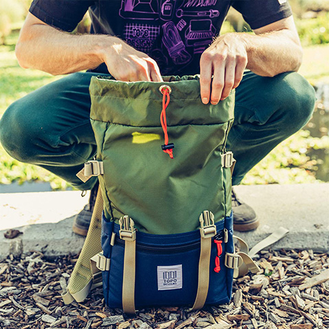 Topo Designs Rover Pack Classic, loading