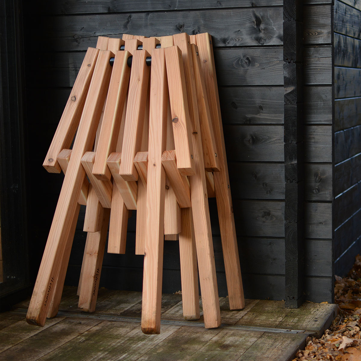 Tumbona plegable de madera de alerce Fieldchair - Weltevree